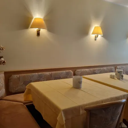 Goldene Gerste 3*