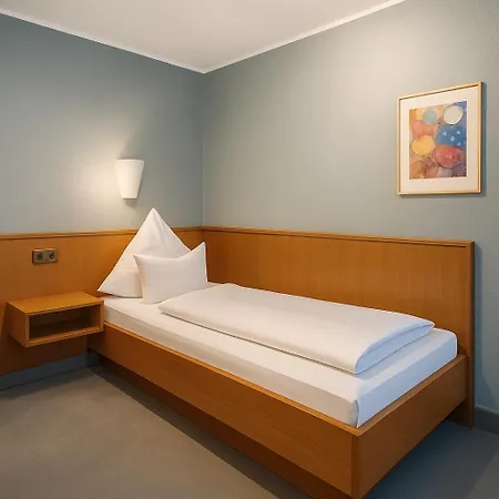 Hotell Goldene Gerste 3*