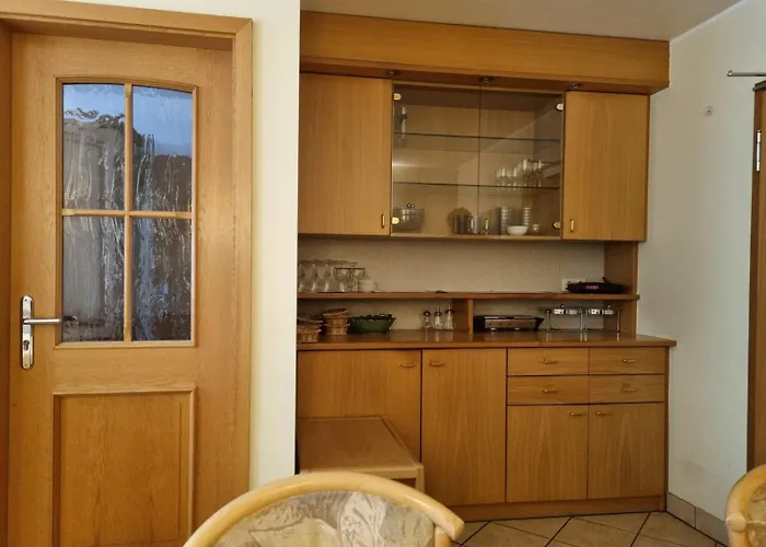 Отель Goldene Gerste 3*